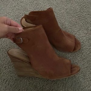 Lucky Brand Open Toe Suede Wedge heels leather
